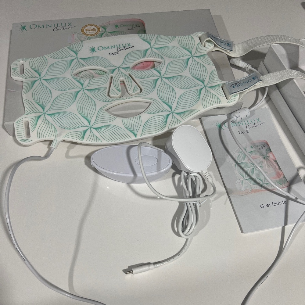 Ommilux Contour Face (FDA cleared)